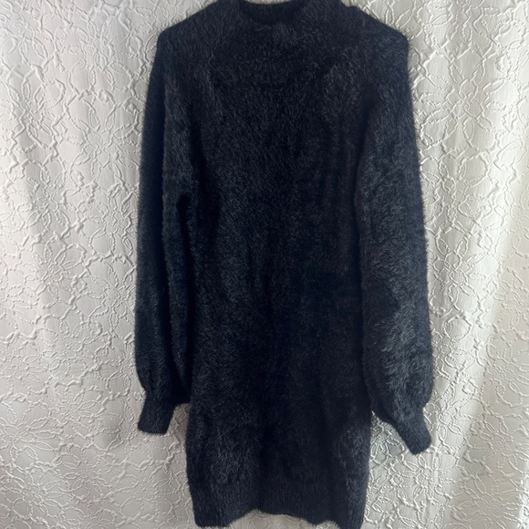 Bardot Bell Sleeve Knit Dress - Picture 3 of 9